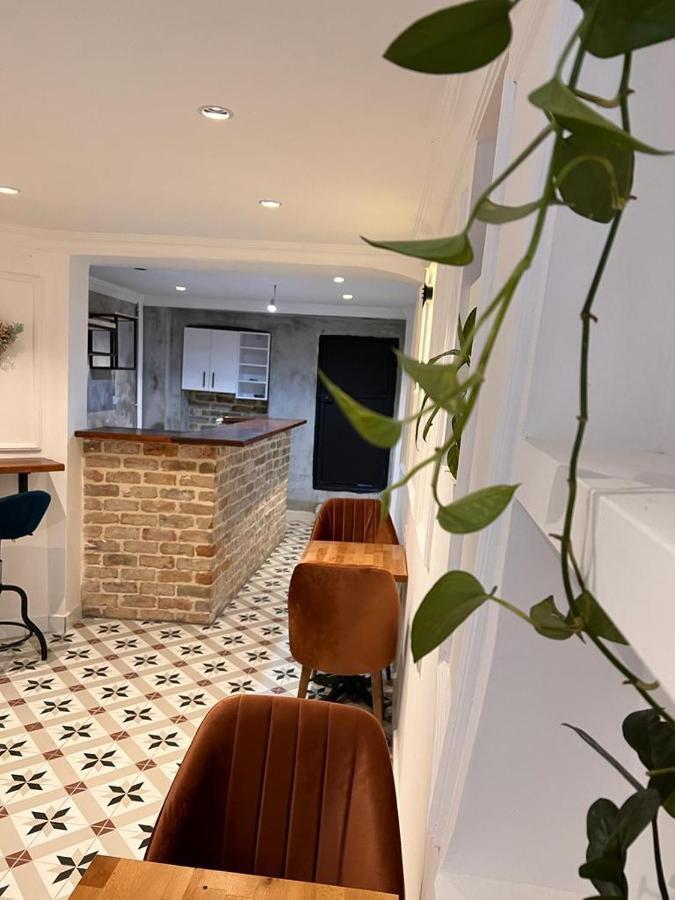 24 Boutique Hotel Istanbul Exterior photo